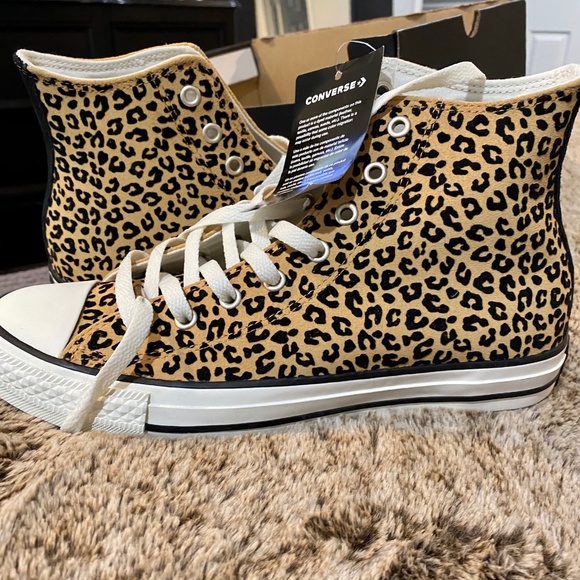 Converse Shoes - NWT Converse Leopard Print High Top Sneakers 9